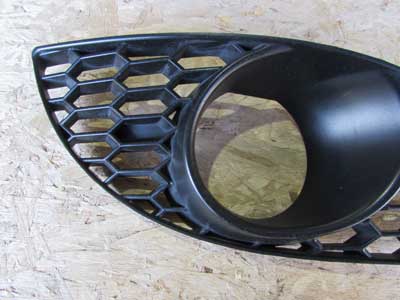 BMW M Sport Front Bumper Fog Light Grille Trim (Left and Right) 33-9912-3 E60 5 Series4